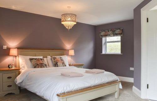 The Cottage At Stainsacre Hall - Photo 16