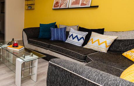 Fife - Driveway Parking Spacious 4 bed house Sleeps 6 Ideal Contractor Accommodation - Foto 1