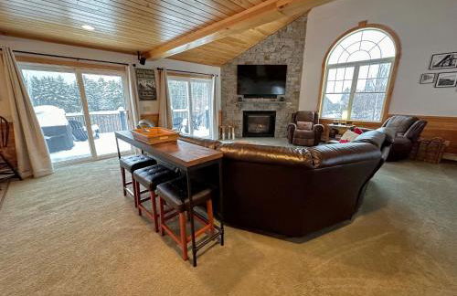 NEW Single family home with spectacular views and lots of space Privacy convenience and style - Foto 34