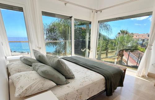 Luxury Oceanview Villa de Nava with heated private pool - Foto 15