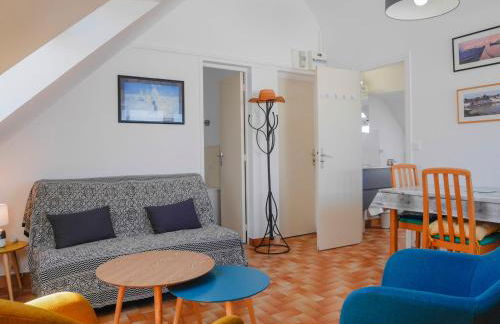 Appartement rénové au Palais, proche commerces et plage - FR-1-418-175 - Photo 5