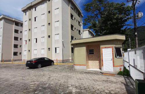 APTO PERTINHO DA PRAIA Internet 500mb e 3 Tvs 2 Quartos TV a cabo Estacionamento Tudo Perto - Foto 25