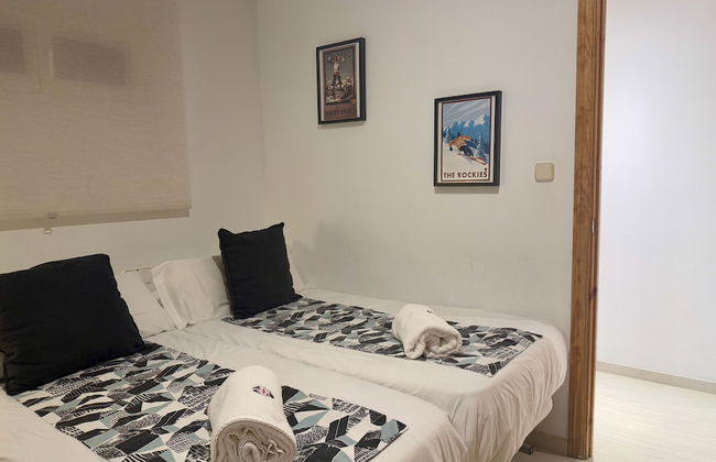 Inside Plaza Sierra Nevada - Foto 45