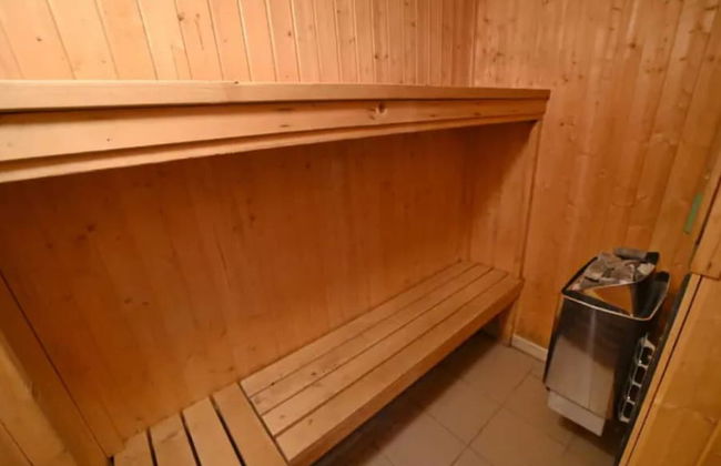 Holiday Home in La Roche With Sauna & Nature - Photo 14