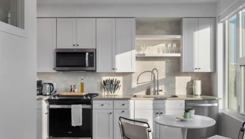 Vibrant 1BD 1BA Pool, Gym, HTub, Bowling and More - Foto 2