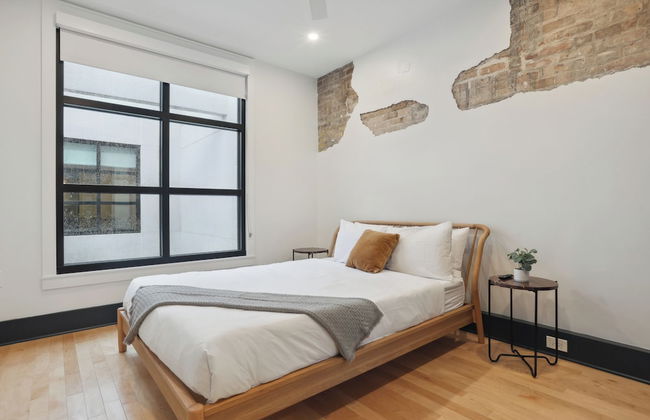 Roami at 714 Canal - Photo 4