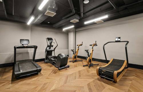 Freeman 201 by Rove Travel - 2BR Condo with Shared Amenities - Foto 26