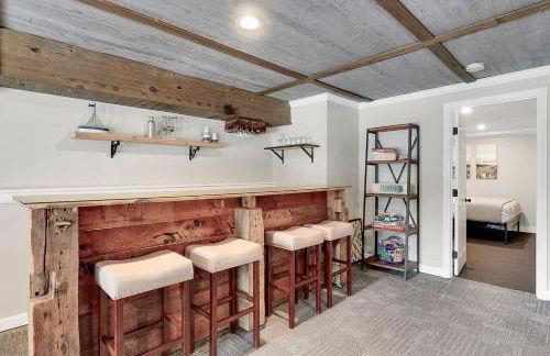 Waterfront Access with Kayaks Private Deck and a Firepit - Photo 64