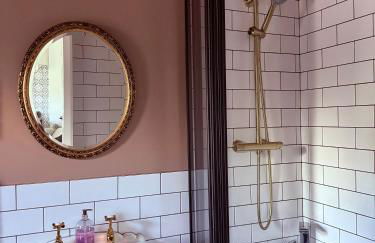 Canal Side Cottage Wakefield - Foto 9