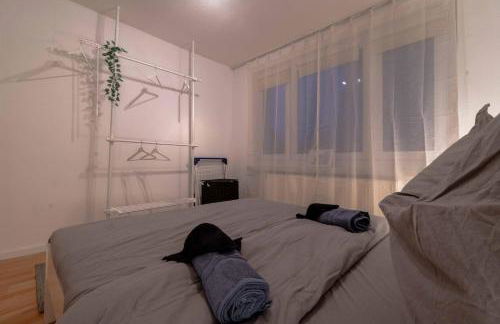 Central, cozy, bright design 3 Room Apt - Foto 9