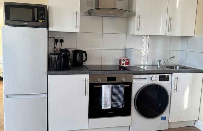 1 Bed Flat - Sleeps 3 - Parking - Wifi - Foto 4