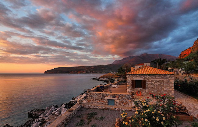 Sofia Limeni Seafront - Photo 19