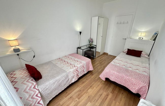 Rooms Rambla - Photo 16