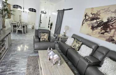 Pool house Best location in Wesley Chapel - Photo 37