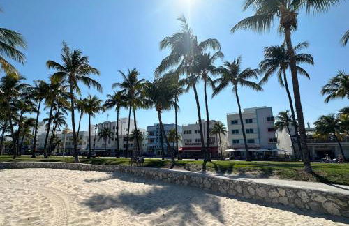 Rooftop Retreat on Ocean Drive with Beach View - Foto 32
