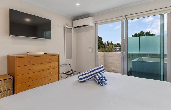 Sacred Waters - Foto 23