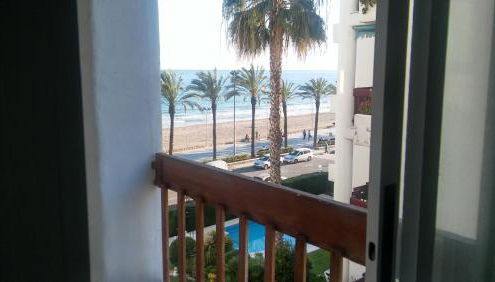 Passeig Maritim Apartment - Photo 3, Garden