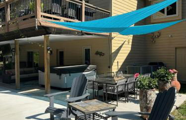 World Cup Ready - Spacious 5-Bedroom Home with Pool, Hot Tub, and Outdoor TV - Foto 21