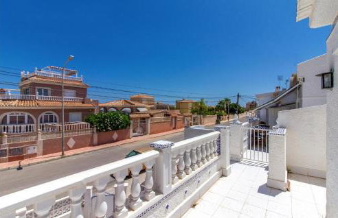 Stunning Apartment In Torrevieja - Foto 11