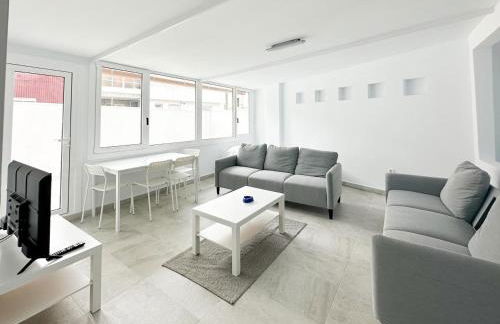 Piso 5 dormitorios Salgueira 1 - Foto 1