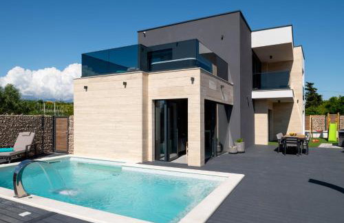 Villa KaLa - Photo 1