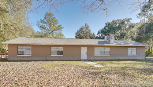 Hike and Fish! Wooded Family Getaway in Interlachen - Foto 5