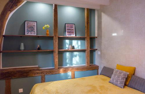 La Maison de Jeanne - Cœur Historique d'Orléans avec parkings privés - classée 3 étoiles - Foto 11