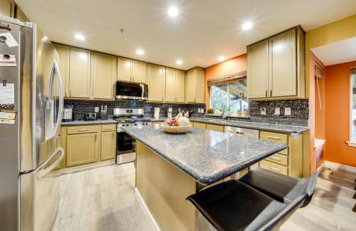 Pet-Friendly SeaTac Retreat 6 Mi to Puget Sound! - Photo 6