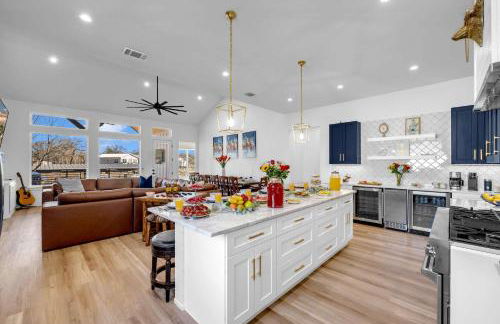 The Woodland Escape with Concierge Services - New Listing - Foto 15