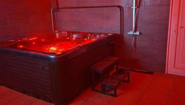 Short Stopzzz & Indoor Hot Tub - Foto 2