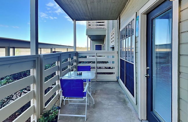 Harbor East Condominiums 414D by Ryson Vacation Rentals - Photo 3