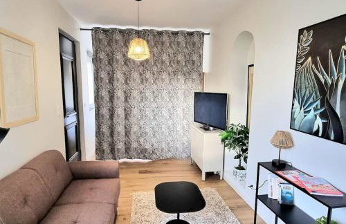 Studio Chic & Garden - Climatisation - Wifi - TV- Parking - Foto 9