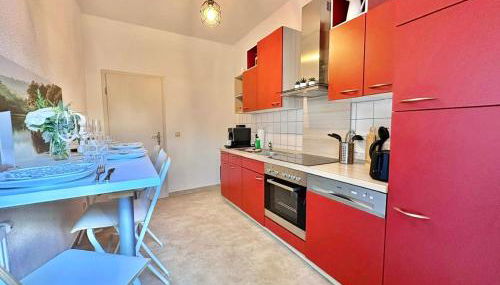 Appartement "STADTGEFLÜSTER" im Zentrum, inkl Stellplatz, 2 Betten, Babybett, Balkon, gratis Kaffee und Tee, WLAN - Foto 2
