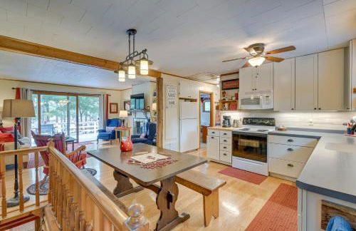 Quiet Retreat on Lake with Kayaks, Boats and Bikes! - Foto 9