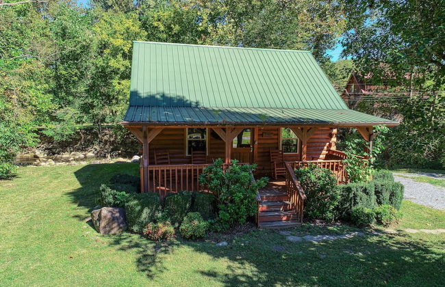 Creek Heaven - 2 Bedrooms, 2 Baths, Sleeps 6 Cabin by RedAwning - Foto 19