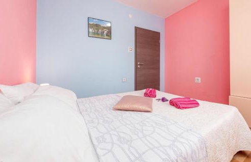 4 Bedroom Gorgeous Home In Lisicic - Foto 32