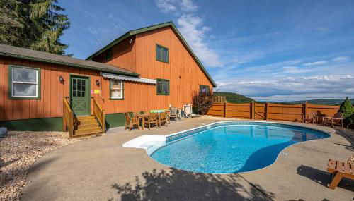 Family-Friendly Cabin with Heated Pool & Sauna - Foto 2