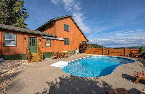 Family-Friendly Cabin with Heated Pool & Sauna - Foto 2
