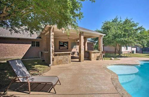 Heated Pool, Pool Table, Hot Tub, Home Theatre, Guest House, Basketball Court, Sleeps-20 - Foto 27