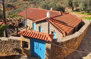 Peloponnese Hideout - Traditional stone house - Photo 1