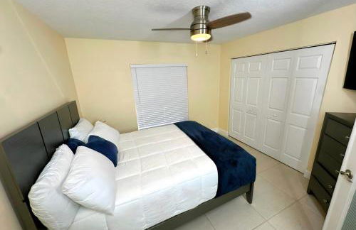 Luxurious 4-Bedroom House with Pool - Foto 10