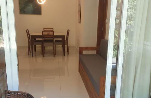 Apartamento novo a 350 m da praia das Toninhas em Ubatuba - 2 dormitórios sendo 1 suite, piscina, varanda gourmet com churrasqueira, ar condicionado, cozinha completa, garagem privativa - Foto 49