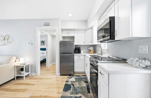 Siesta Key, Heated Pool, Dock on Lagoon, Turtle Beach 1 mile and Crescent Beach 2 miles, 1bdr - Foto 12