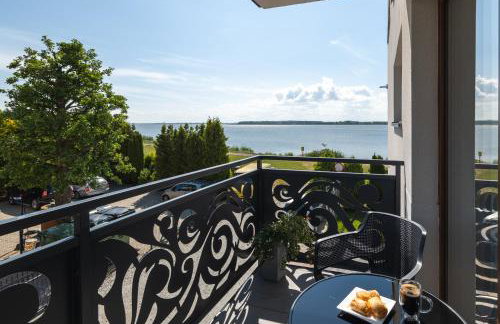 SOLEK, Apartamenty hotelowe i pokoje gościnne ze śniadaniem, przyjazne zwierzętom, wyjątkowe, z widokiem na Jezioro Jamno i w bardzo bliskiej odległości od morza - Foto 62