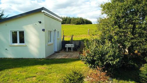 Het rustige huisje in de velden met wifi , leidingwater,enz - Photo 4, Garden, Garden view