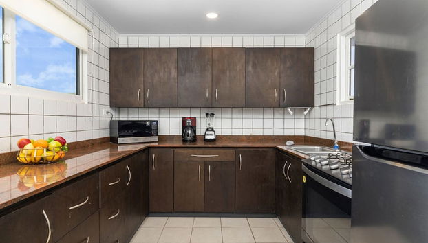 Lovely 3br2ba w Wifi Parking in Central Location - Foto 5, Habitación