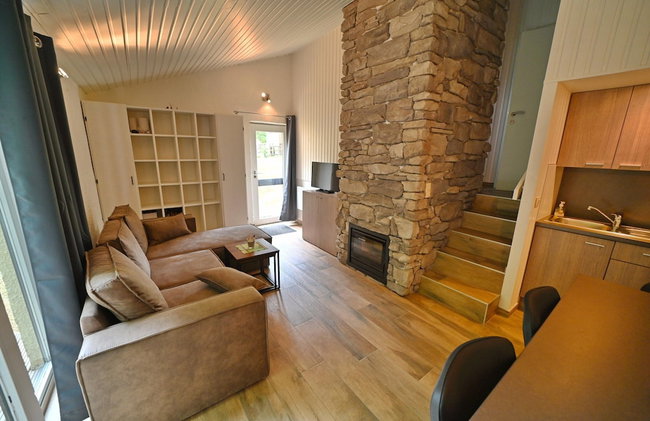 Bungalow in Virton by Vallee de Rabais Lake - Photo 13