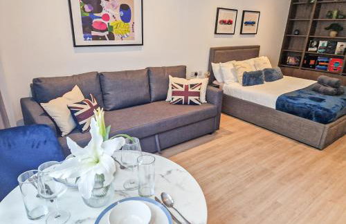 3-Bedroom with Balcony and Studio Apartments in St Johns Wood near Marylebone & Regents Park by NourNest Apartments - Foto 8