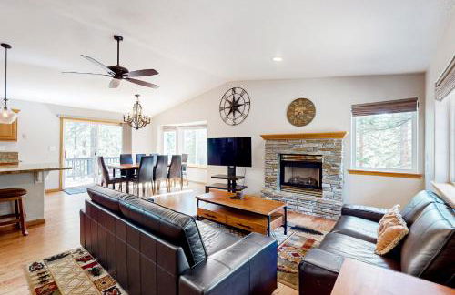 Sunlit Forest Haven - Foto 9