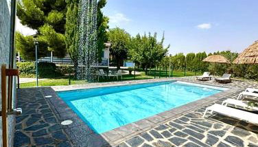 Villa Independiente con Bodega y Barbacoa - perfecto familia y grupos - Foto 4, Garden, Shower